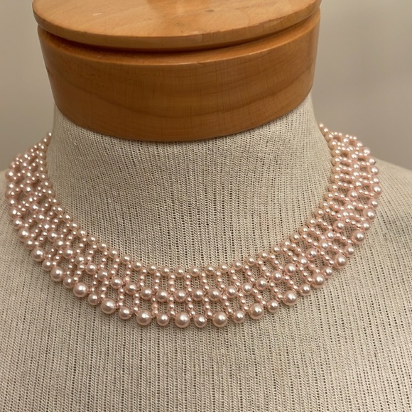 Vintage Pale Pink Faux Pearl Collar Necklace - Picture 8 of 14
